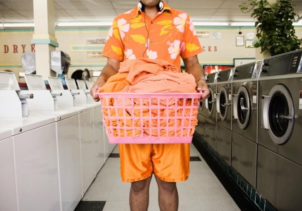 66814078_man wasserette mand (Large)