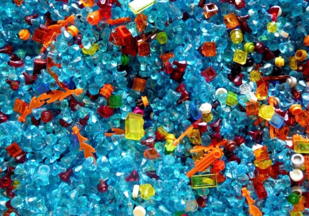 Textiele microvezels in de zee
